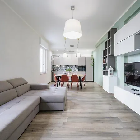 Arena Gateway - Modern Comfort * Βερόνα