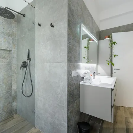 Arena Gateway - Modern Comfort Βερόνα